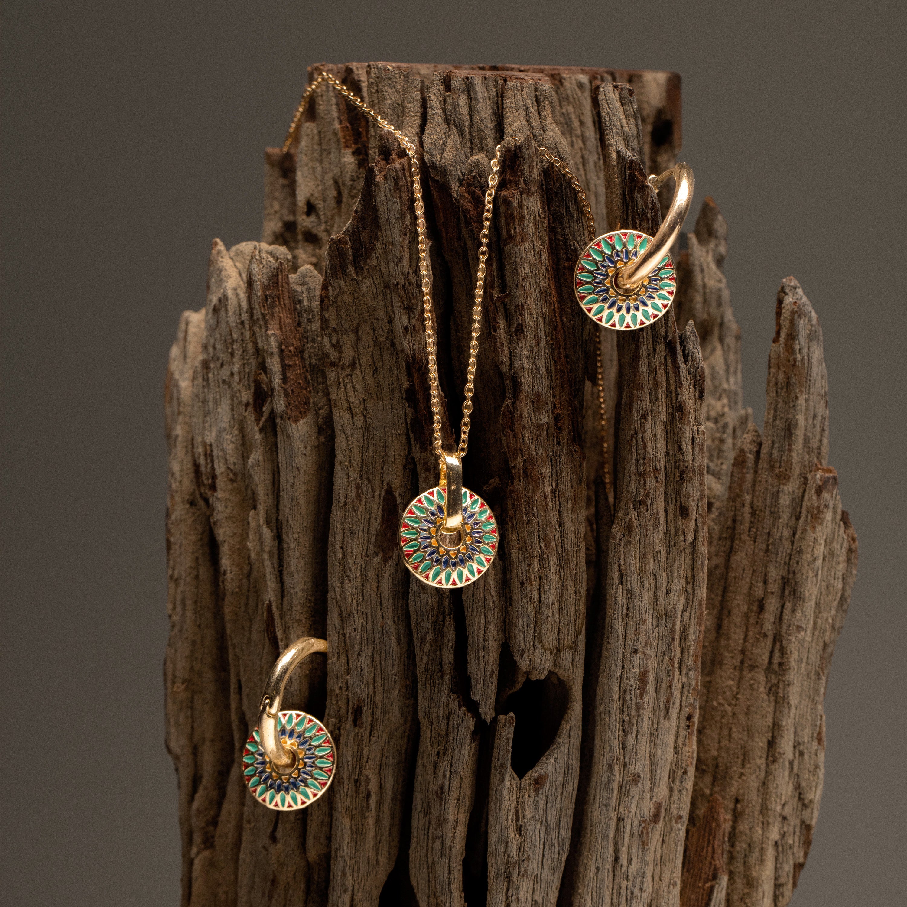 Ya Amar Necklace & Earrings Set